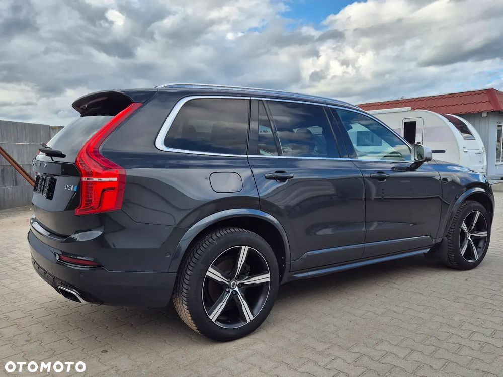 Volvo XC 90 D5 AWD Geartronic RDesign - 11