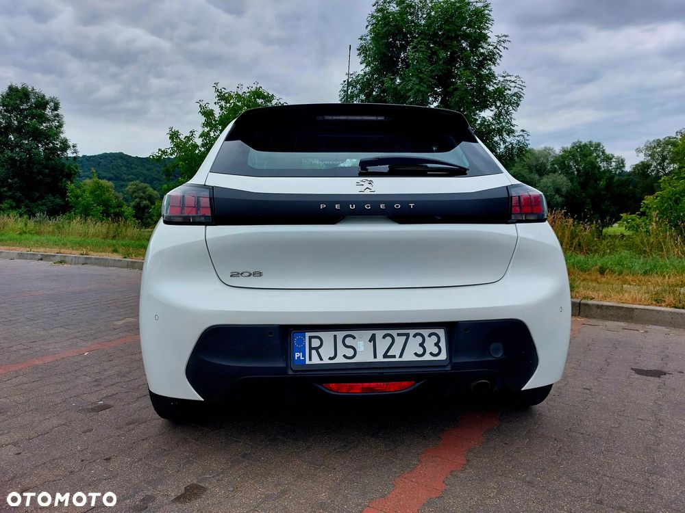 Peugeot 208 - 19