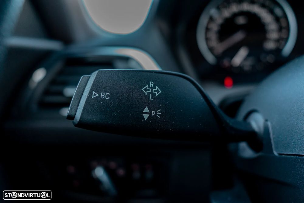 BMW 116 d Advantage Auto - 19