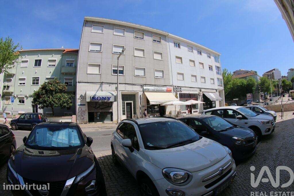 Loja / Estabelecimento Comercial em Almada, Cova da Piedade, Pragal e - Grande imagem: 3/26