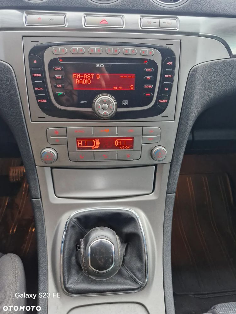 Ford S-Max 2.0 TDCi Trend - 28