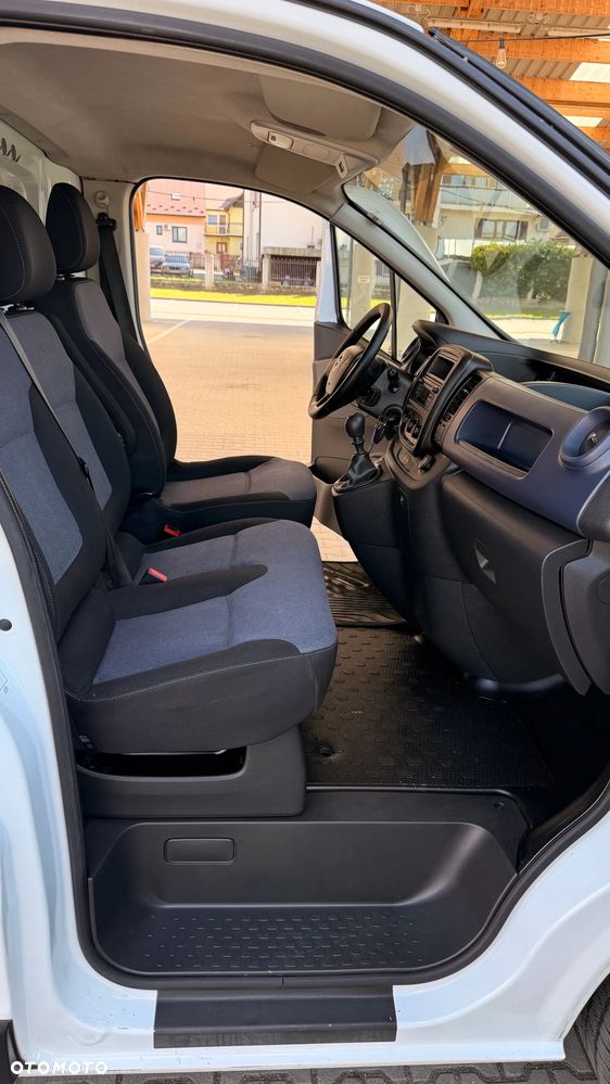 Opel Vivaro Trafic - 15
