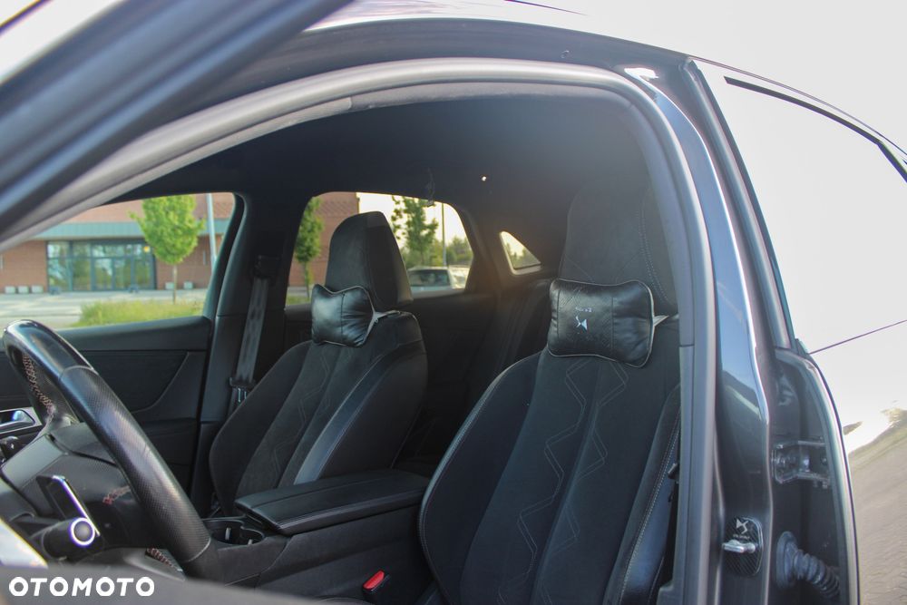DS Automobiles DS 7 Crossback 1.2 PureTech GPF Chic - 28