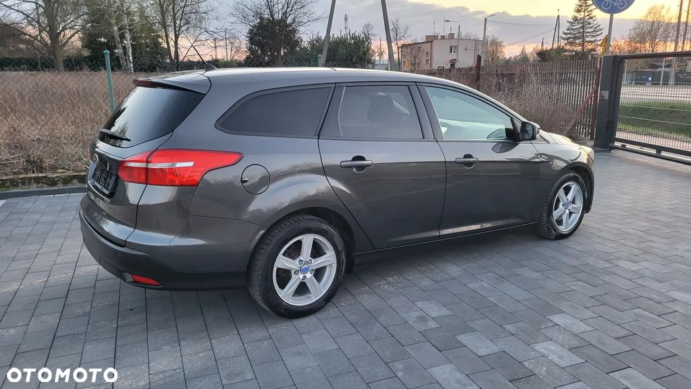Ford Focus 1.5 TDCi ECOnetic 88g Start-Stopp-System Titanium - 3