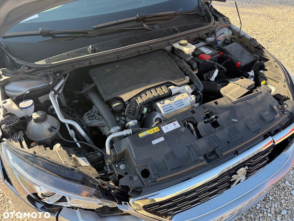 Peugeot 308 - 16