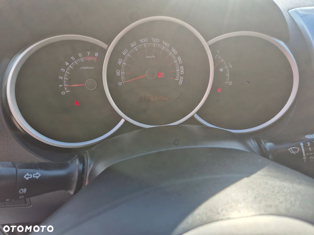 Kia Venga 1.4 L - 9