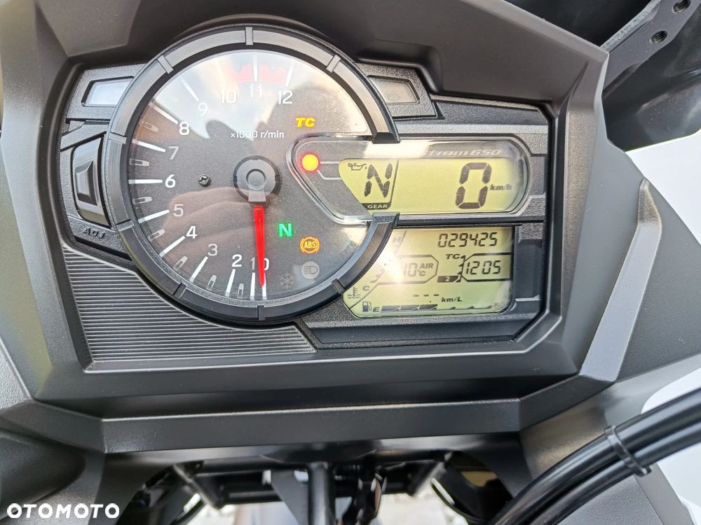 Suzuki V-STROM - 7