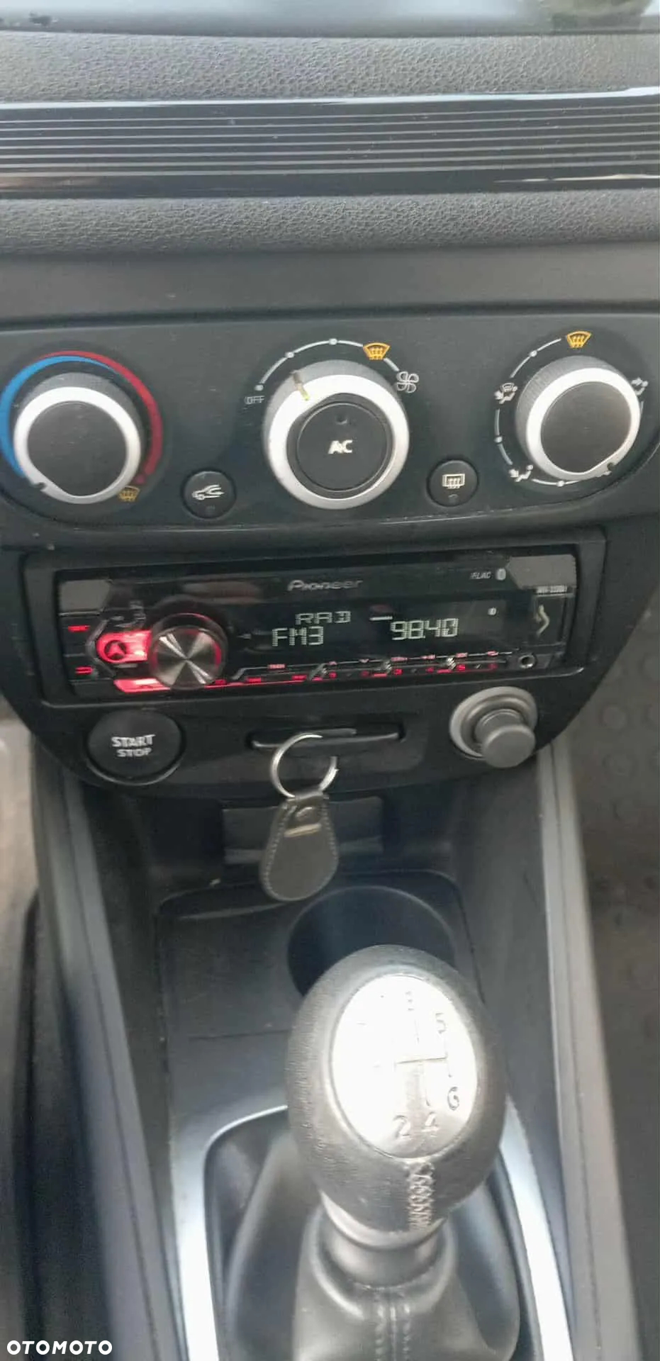 Renault Megane 1.6 16V Color Edition - 8