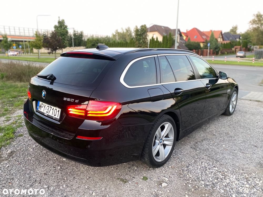 BMW Seria 5 520d xDrive Touring - 7