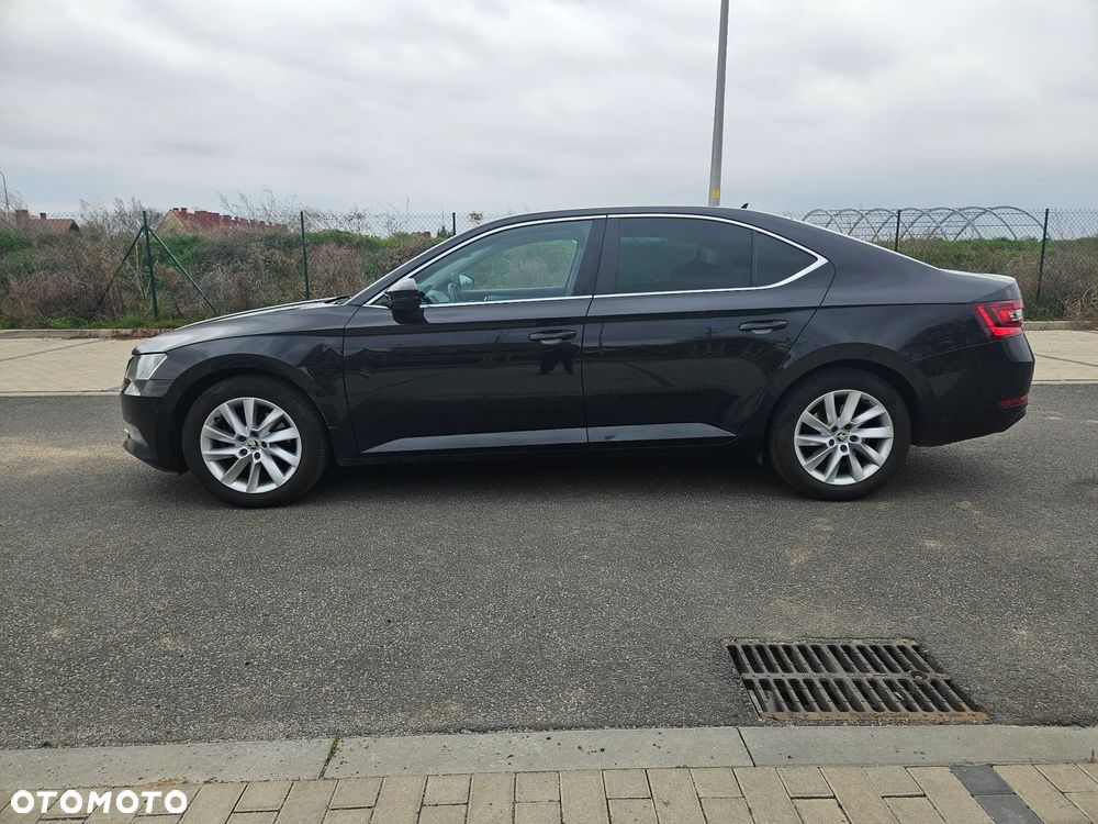 Skoda Superb 2.0 TDI 4x4 Ambition DSG - 22
