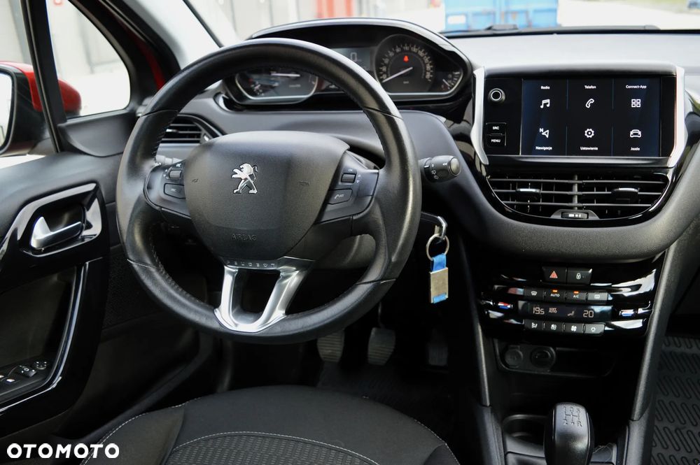 Peugeot 208 1.2 PureTech Allure - 9