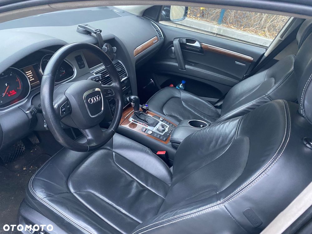 Audi Q7 - 2