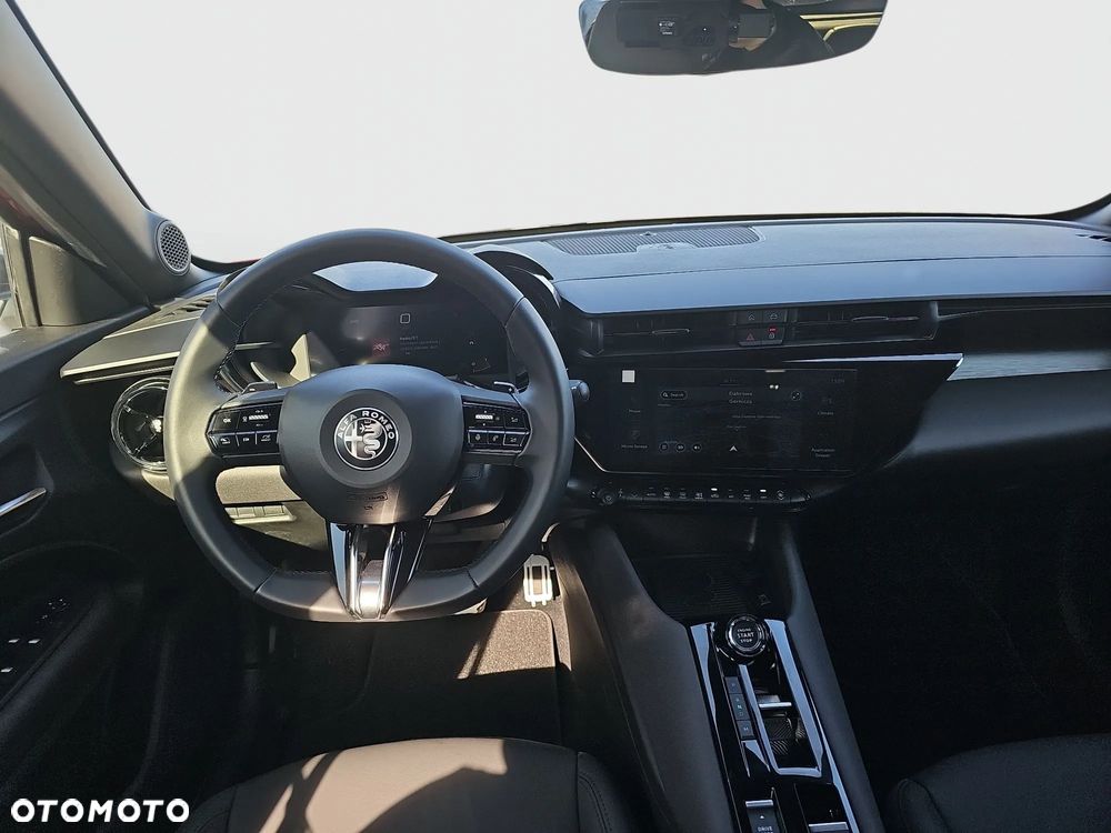 Alfa Romeo Junior 1.2 mHEV Ti eDCT - 10