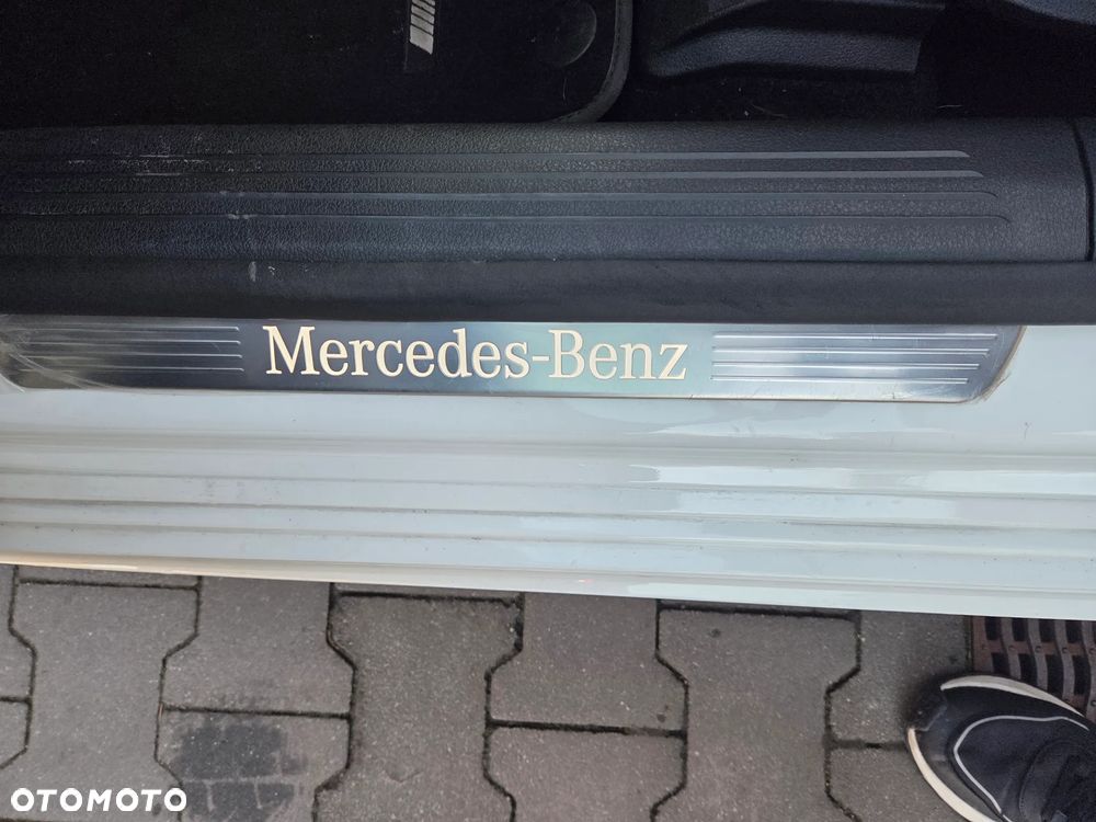 Mercedes-Benz Klasa A 220 4-Matic AMG Line 7G-DCT - 20