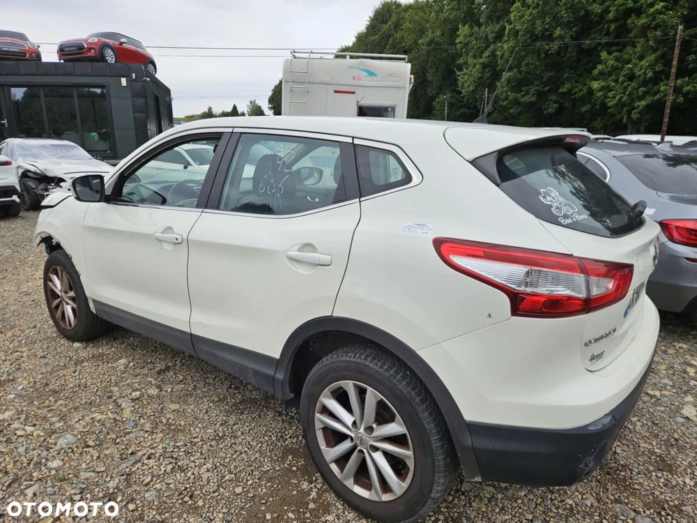 Nissan Qashqai 1.5 dCi Tekna - 3