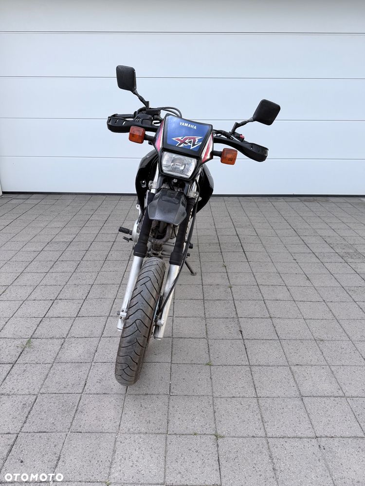 Yamaha XT - 12