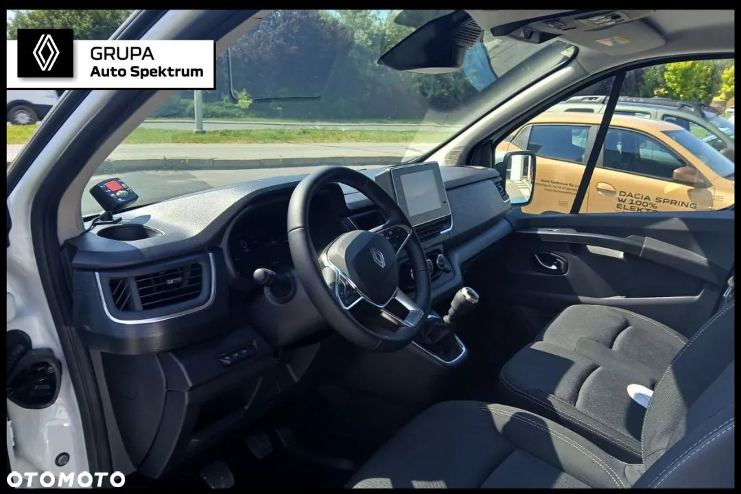 Renault Trafic - 13