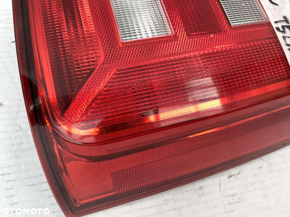 VW TRANSPORTER T5 LIFT 10- LAMPA TYLNA PRAWA DRZWI SKRZYDEŁKOWE 7E0945096T - 3