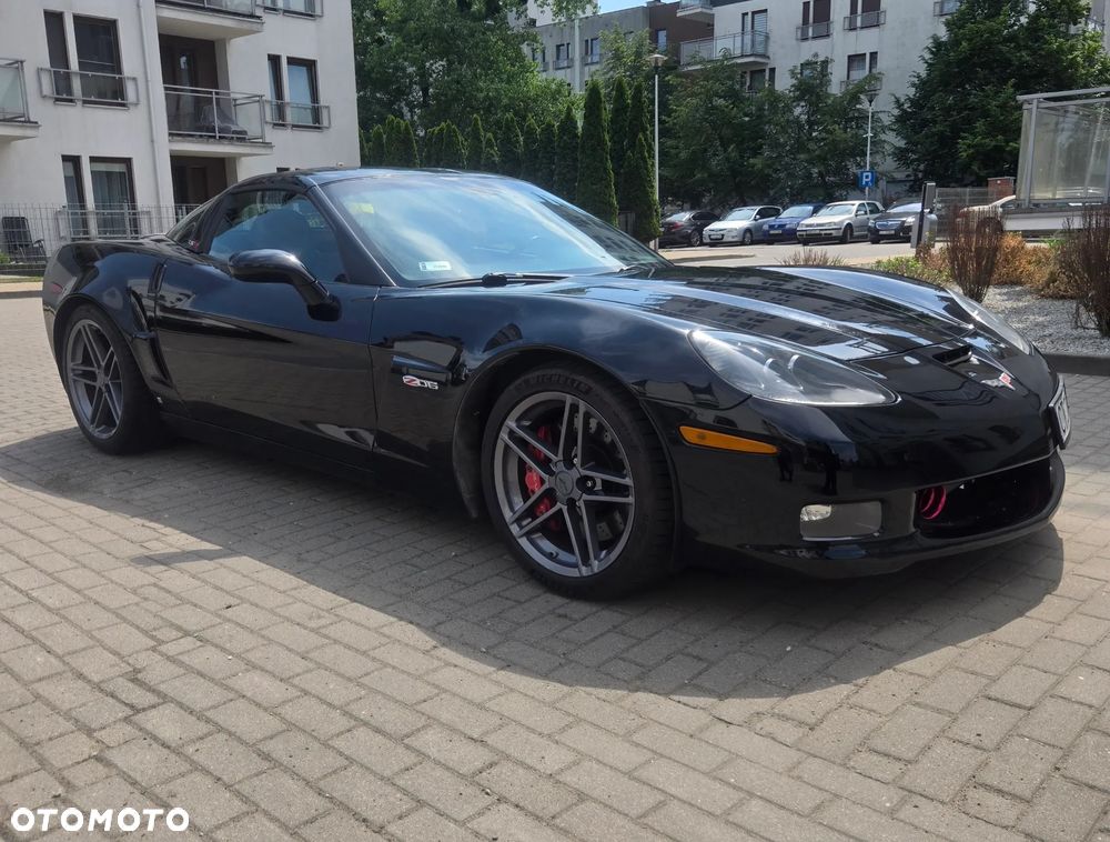 Chevrolet Corvette - 2