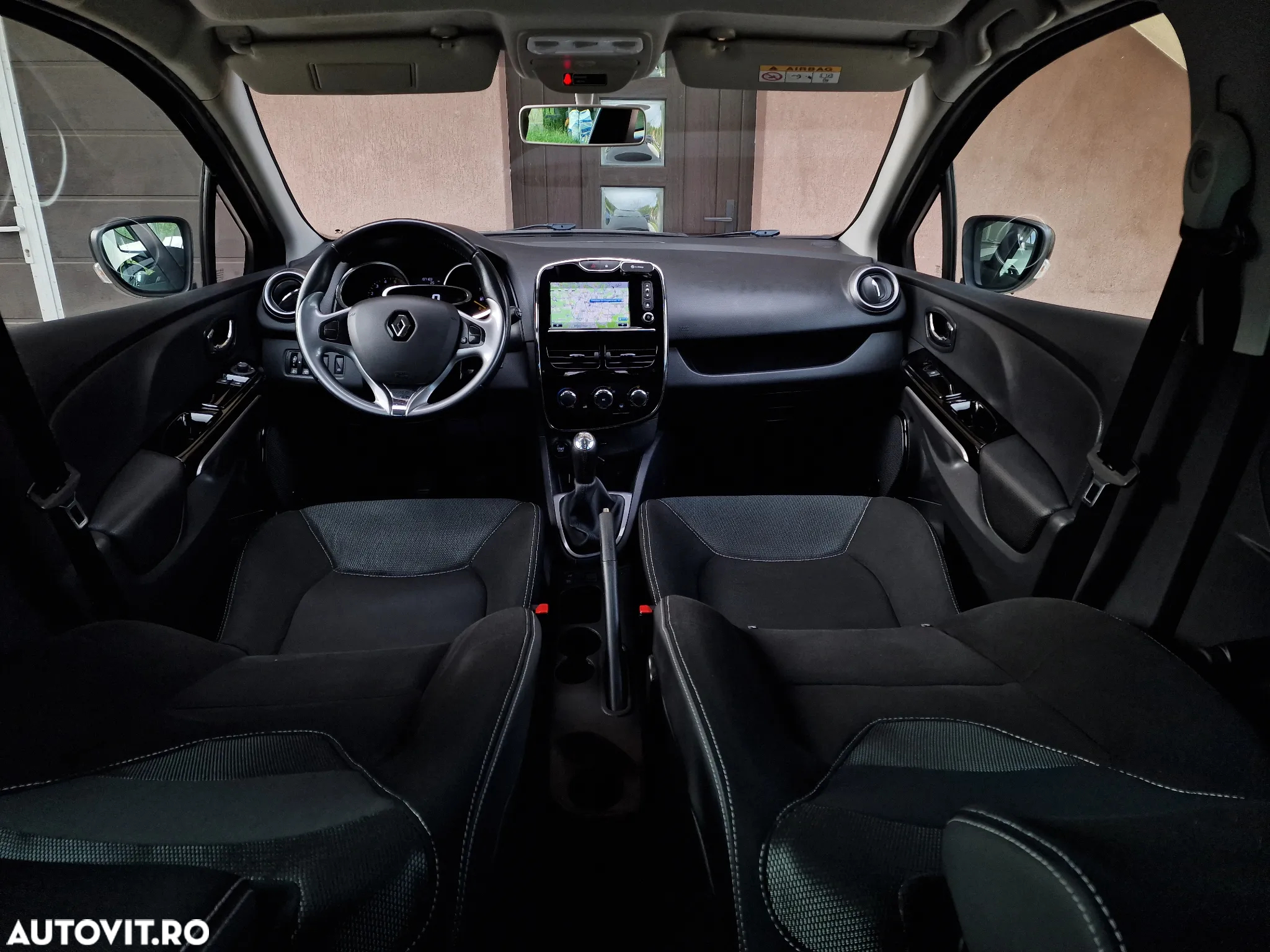 Renault Clio - 2