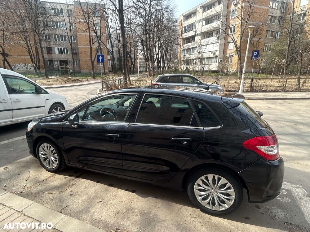 Citroën C4 1.6 e-HDi FAP Exclusive - 4