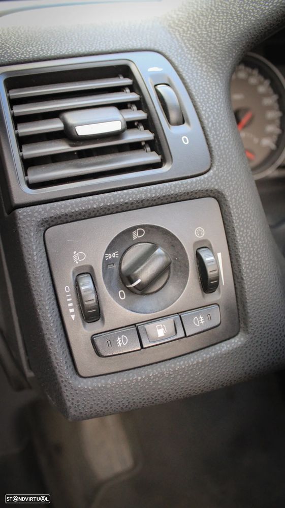 Volvo C70 2.4 D5 Summum Geartronic - 14
