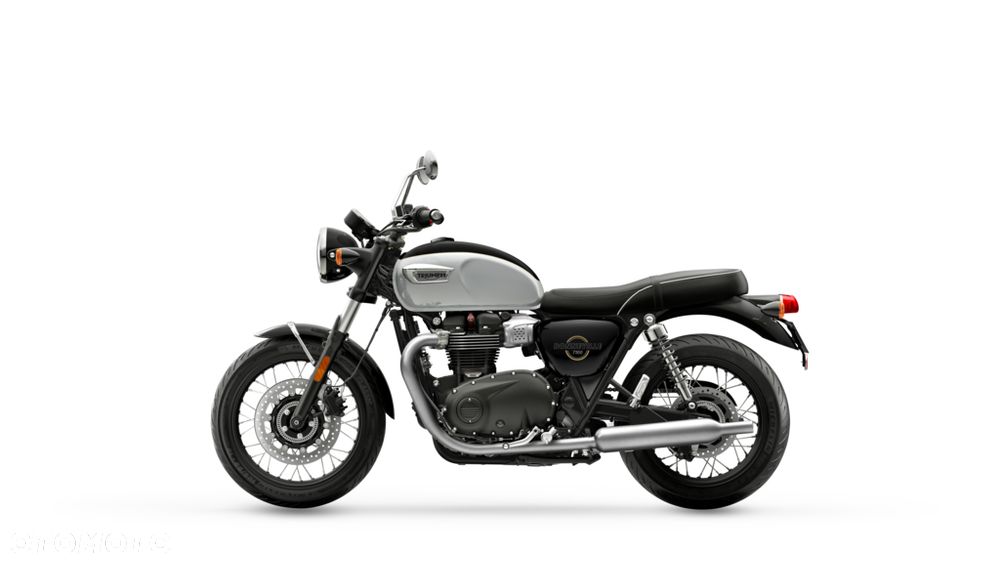 Triumph Bonneville - 25