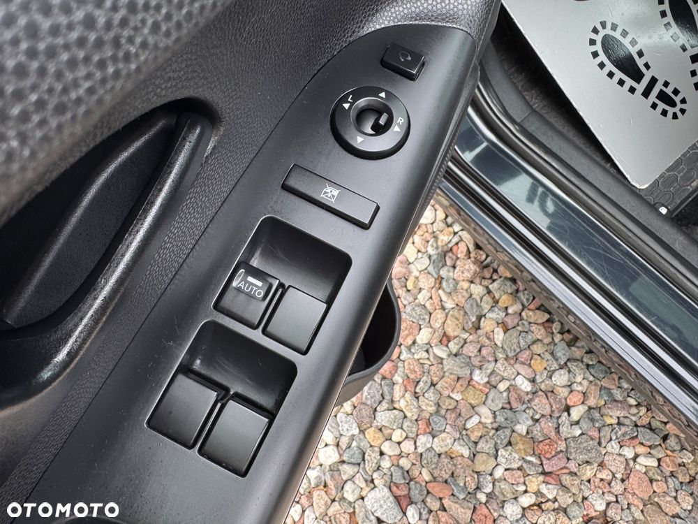 Kia Venga - 32