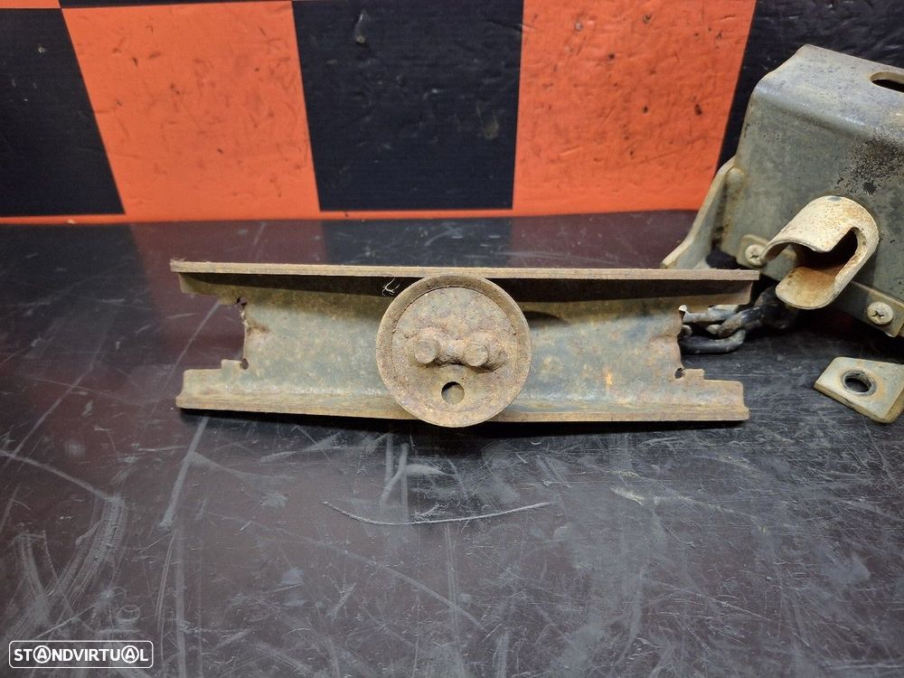 Suporte Pneu Suplente Toyota Dyna Camião De Plataforma/Chassis (Kd_, L - 2