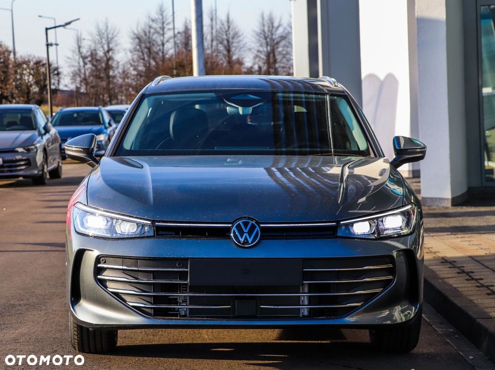 Volkswagen Passat - 9