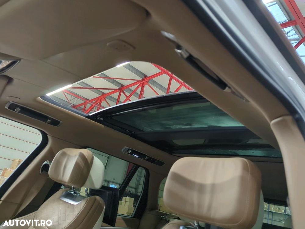 Land Rover Range Rover 4.4 V8 P530 LWB SV - 9