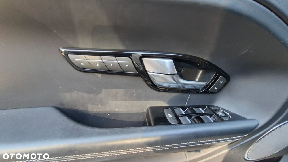 Land Rover Range Rover Evoque - 9
