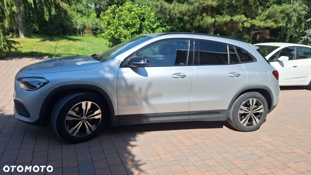 Mercedes-Benz GLA 250 4-Matic AMG Line - 19