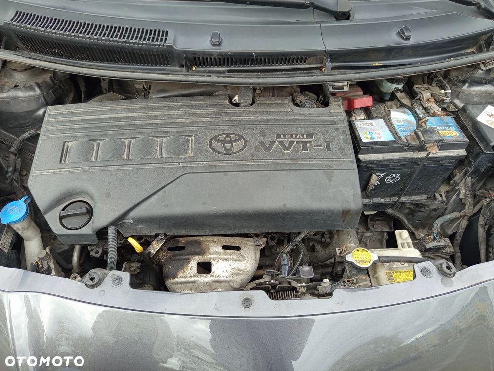 Toyota Yaris 1.33 Luna - 17