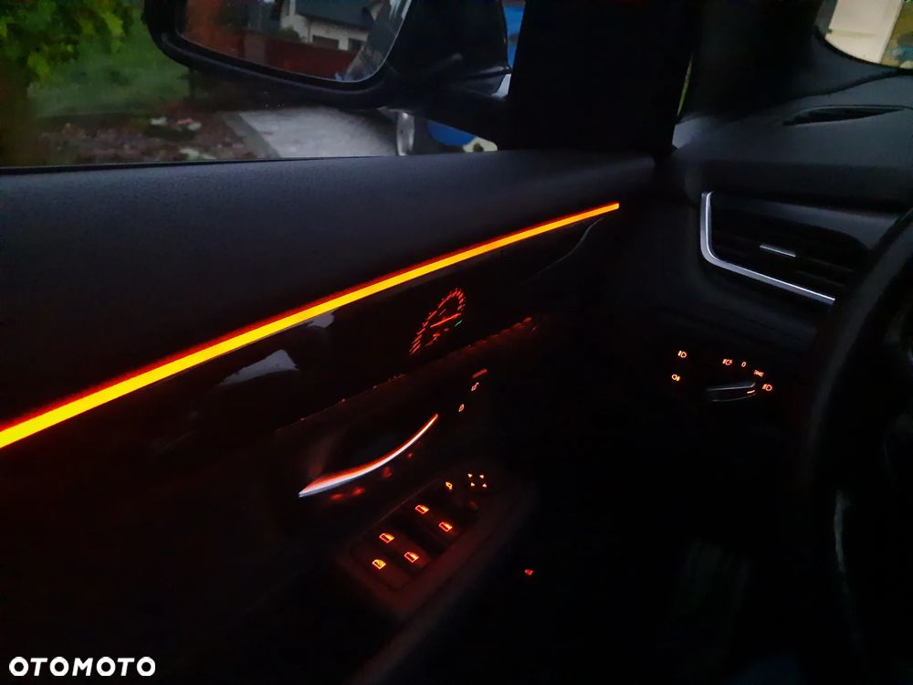 BMW Seria 2 218d M Sport - 37