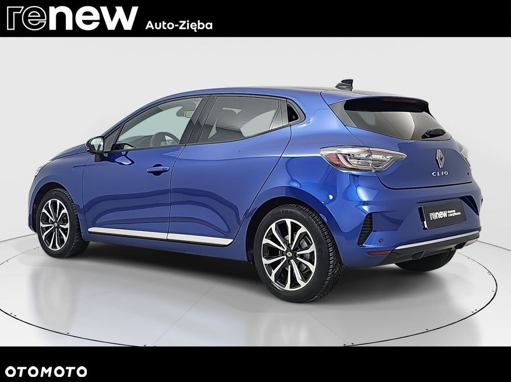 Renault Clio - 8