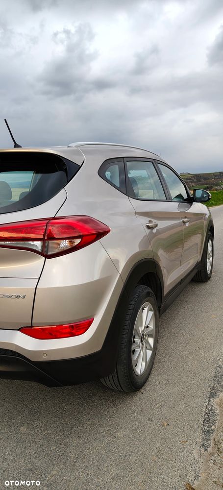 Hyundai Tucson blue 1.7 CRDi 2WD Advantage - 4