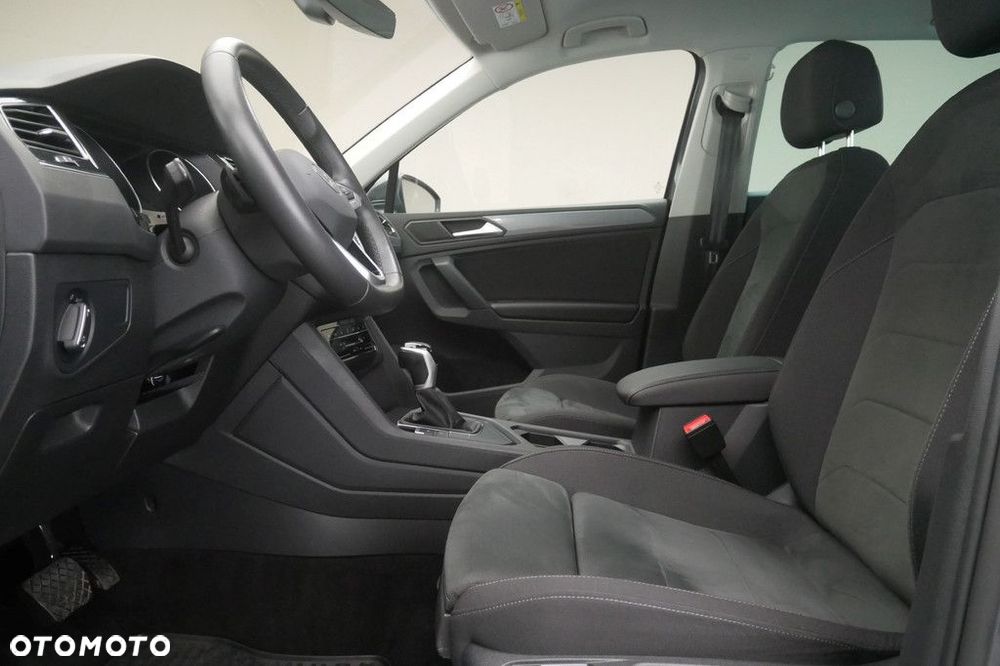 Volkswagen Tiguan 1.5 eTSI Life DSG - 12