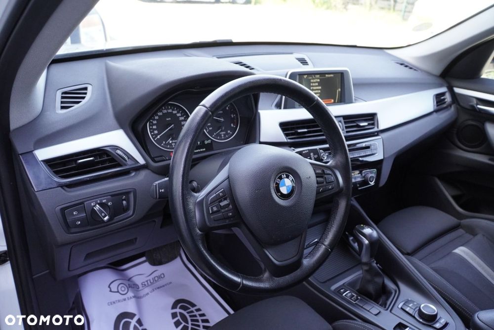 BMW X1 sDrive18d Advantage sport - 13