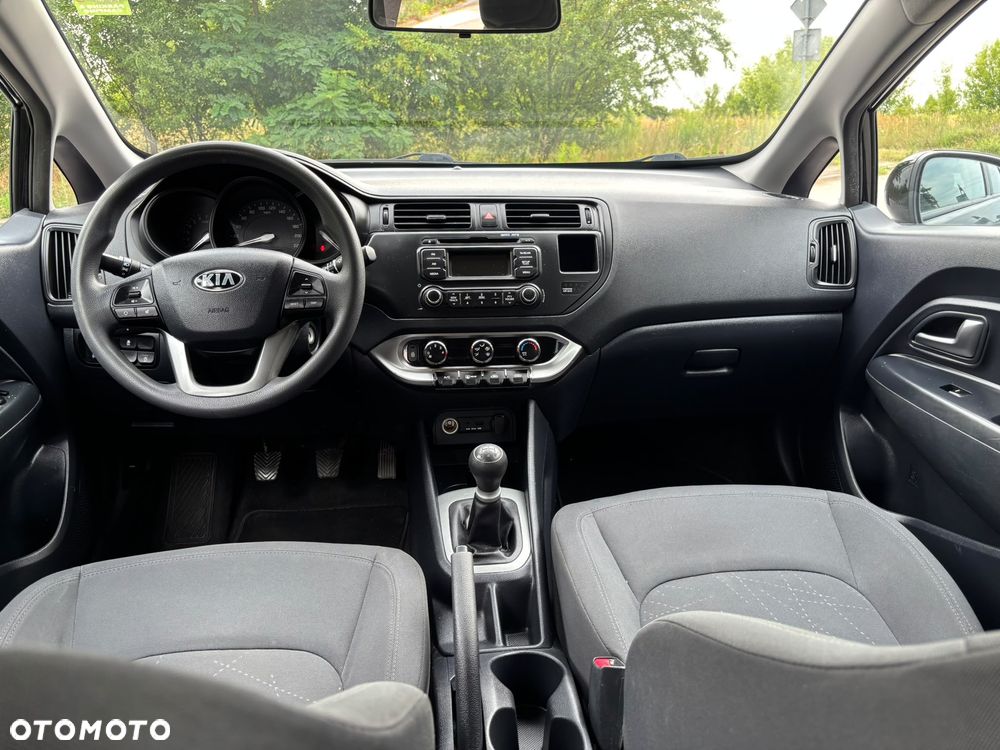 Kia Rio 1.2 Dream Team Edition - 5