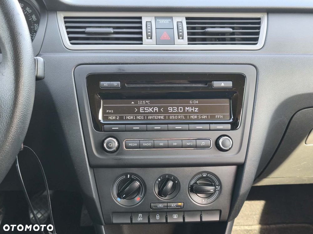 Skoda RAPID 1.6 TDI Cool Edition - 31