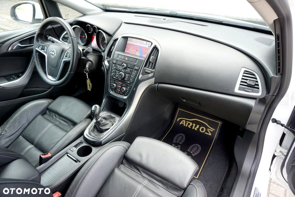 Opel Astra 1.4 T Cosmo S&S EU6 - 34