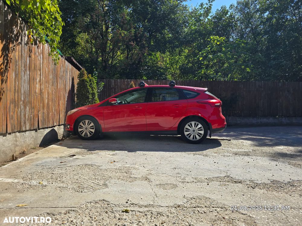Ford Focus 1.0 EcoBoost Trend - 9