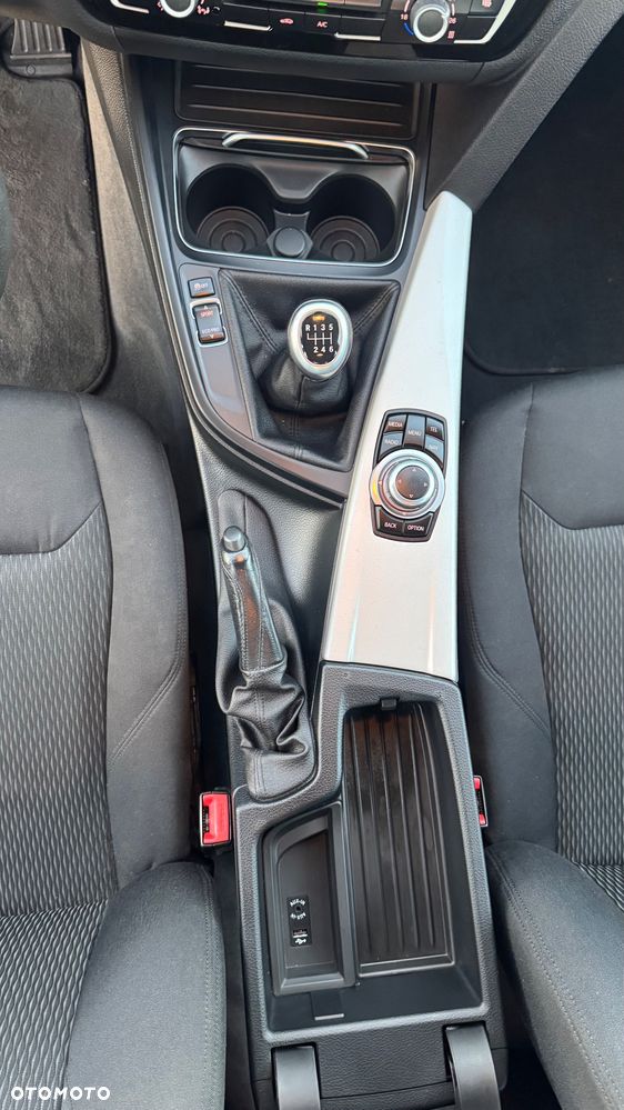 BMW Seria 3 316d Sport Line - 20