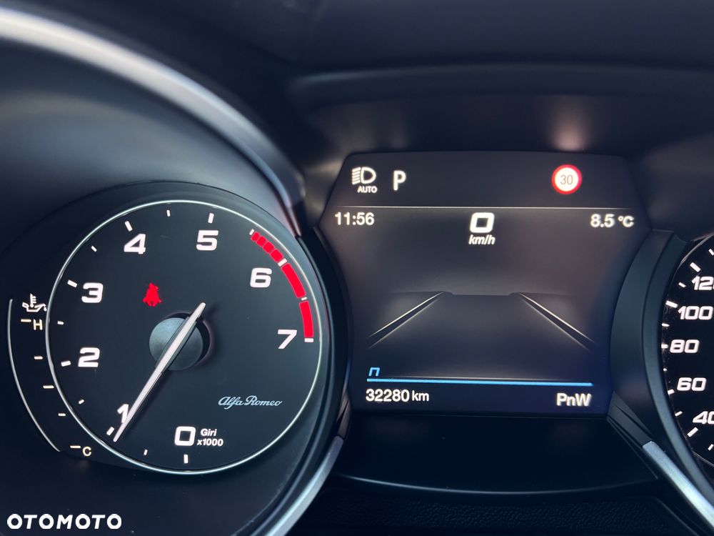 Alfa Romeo Stelvio 2.0 Turbo Veloce Q4 - 7