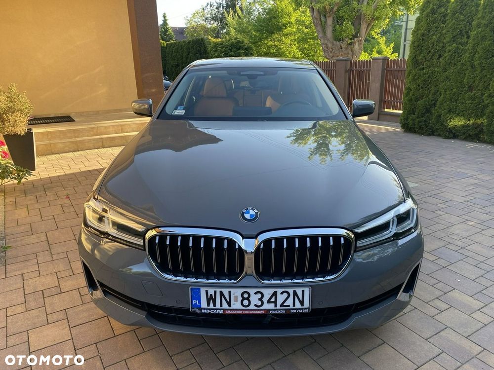 BMW Seria 5 530i xDrive mHEV Luxury Line - 5