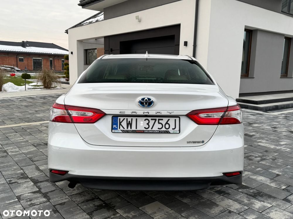 Toyota Camry 2.5 Hybrid Prestige CVT - 8