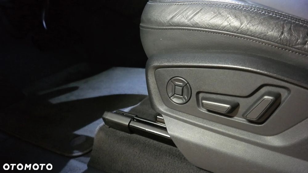 Audi Q8 45 TDI mHEV Quattro Tiptronic - 34