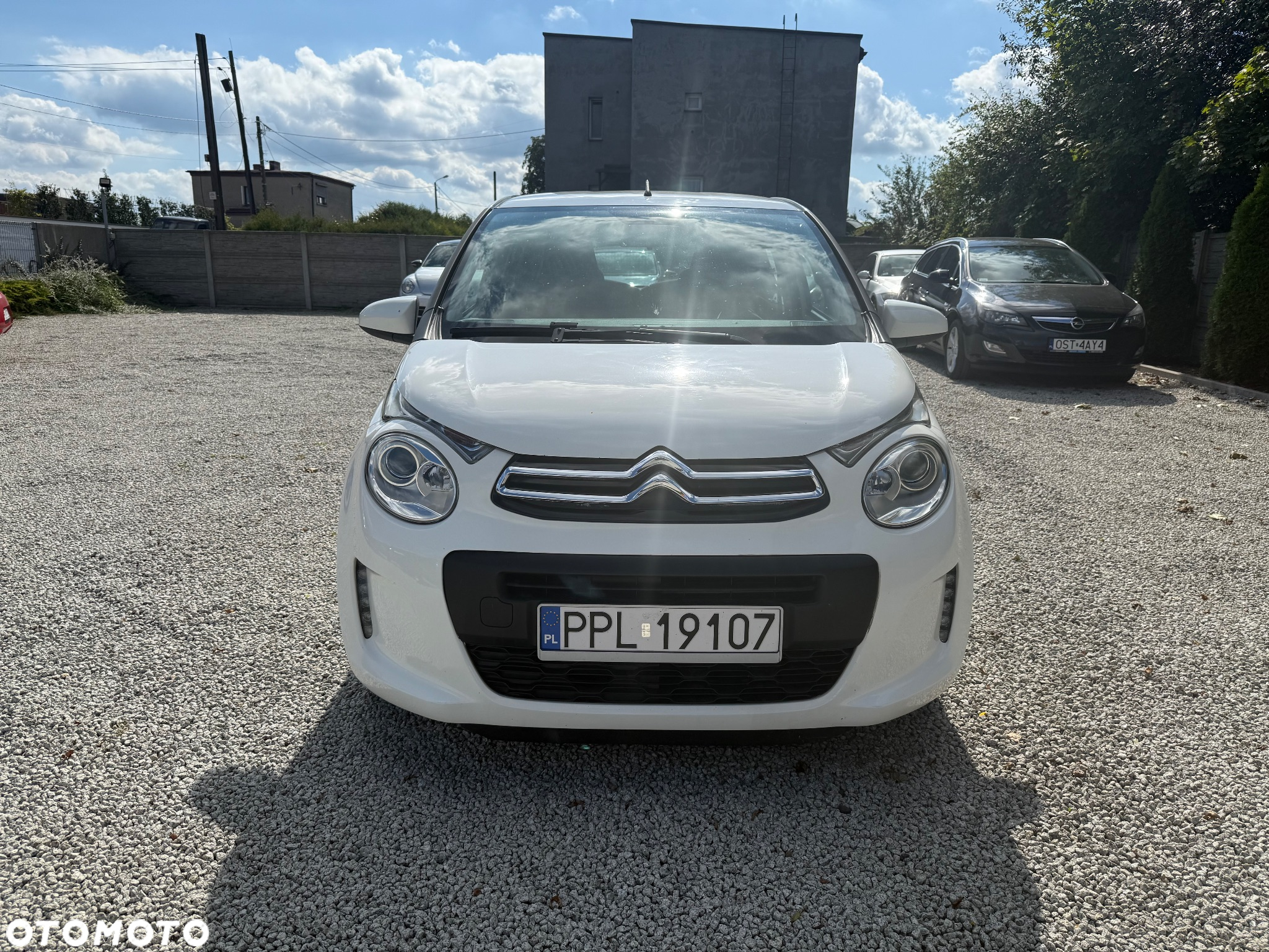 Citroën C1 1.2 Pure Tech Shine - 4