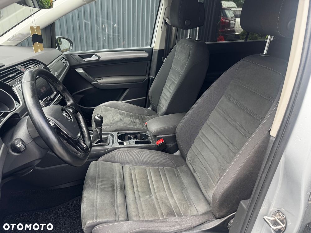 Volkswagen Touran 2.0 TDI SCR (BlueMotion Technology) Highline - 22
